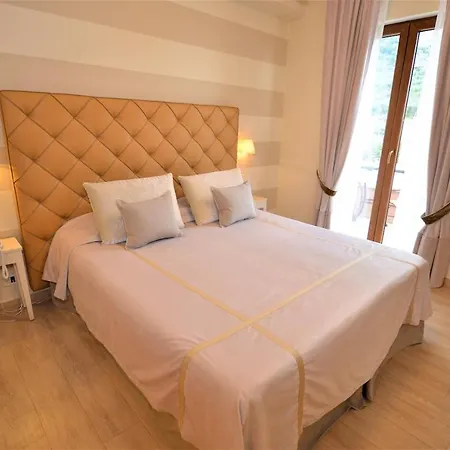 Steno Hotell 3*